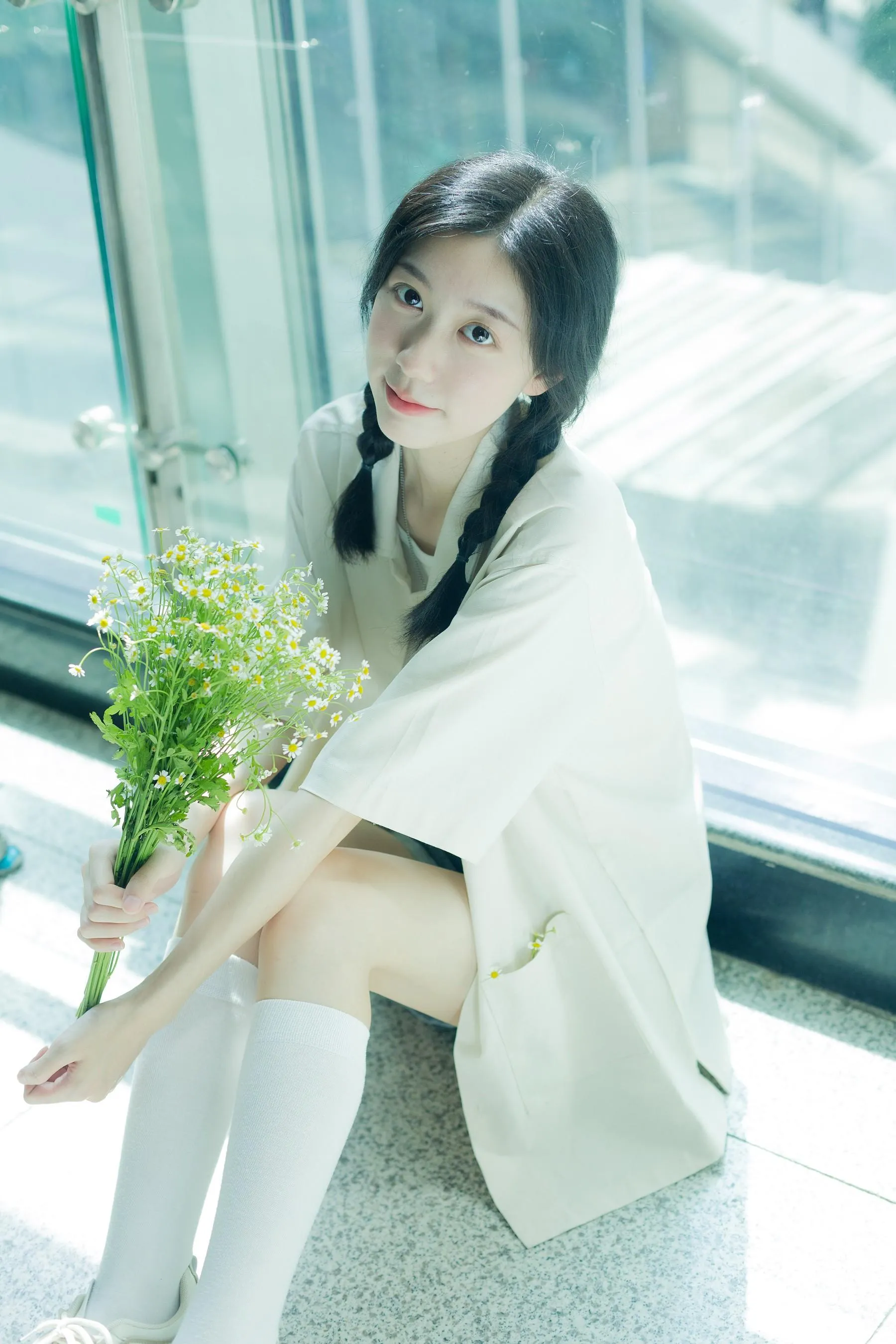 [YITUYU艺图语]2022.08.22 地铁奇遇记 饲猫少女- [39P]插图8